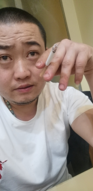 孤独的螃蟹的第一张照片--宁波认干亲服务网